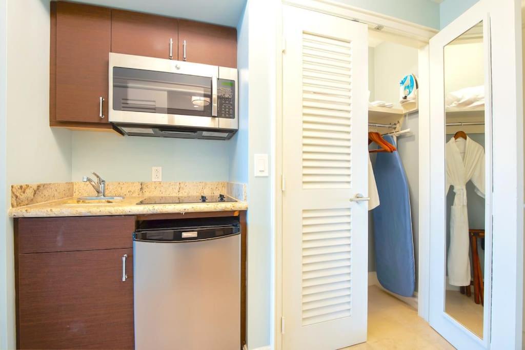 Charming 5 Star Condo Unit Situated At Ritz Carlton-Key Biscayne Miami Bagian luar foto