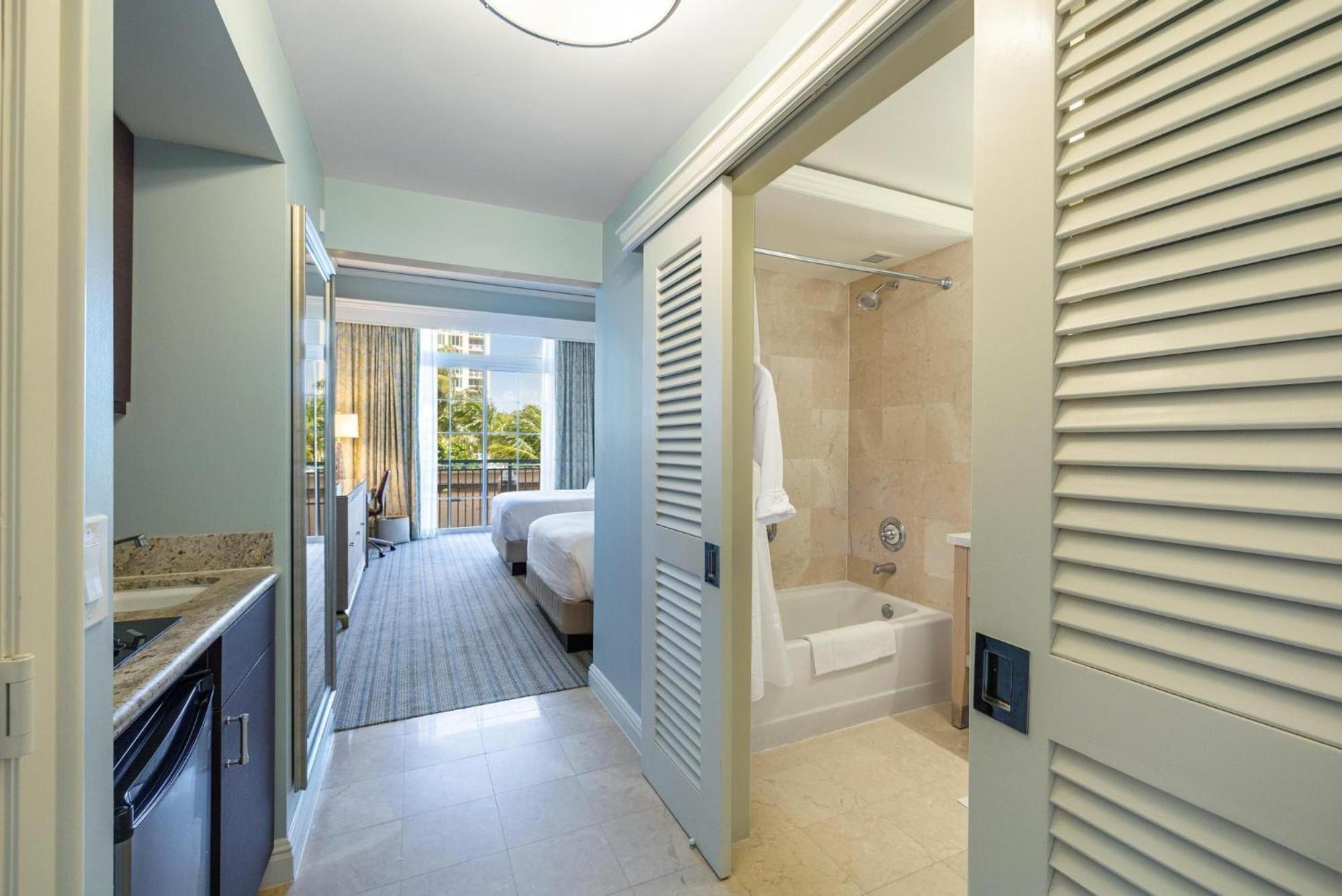 Charming 5 Star Condo Unit Situated At Ritz Carlton-Key Biscayne Miami Bagian luar foto